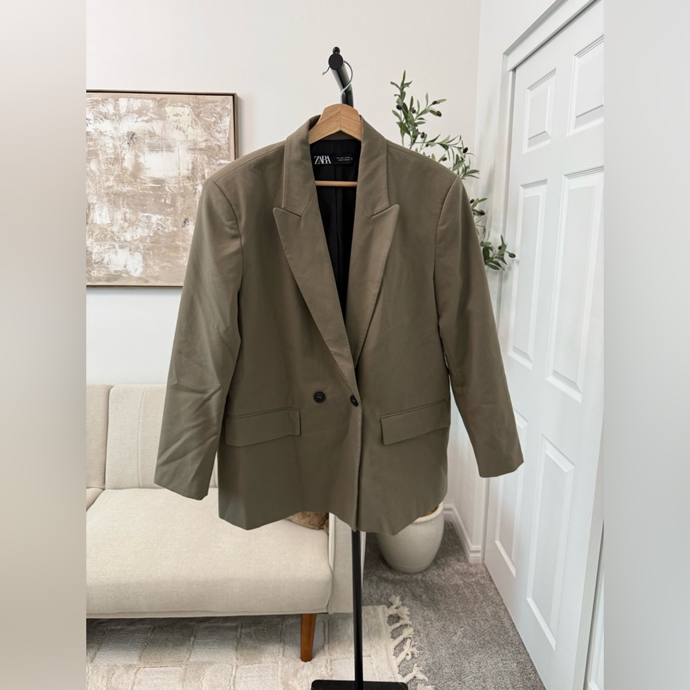 Zara Women's Khaki Blazer